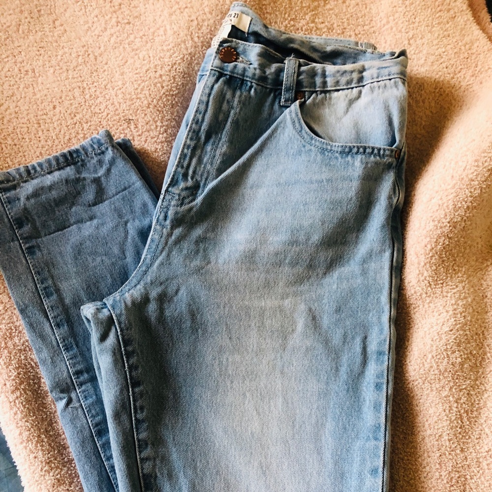 Mom Jean